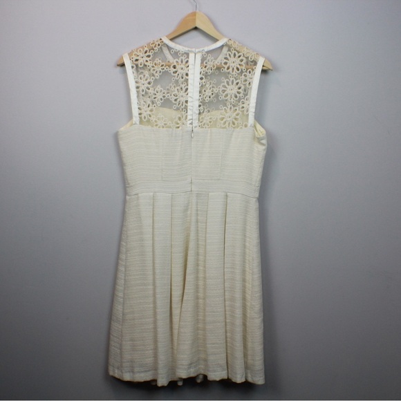 Pink Martini • floral textured mini dress - Picture 2 of 10